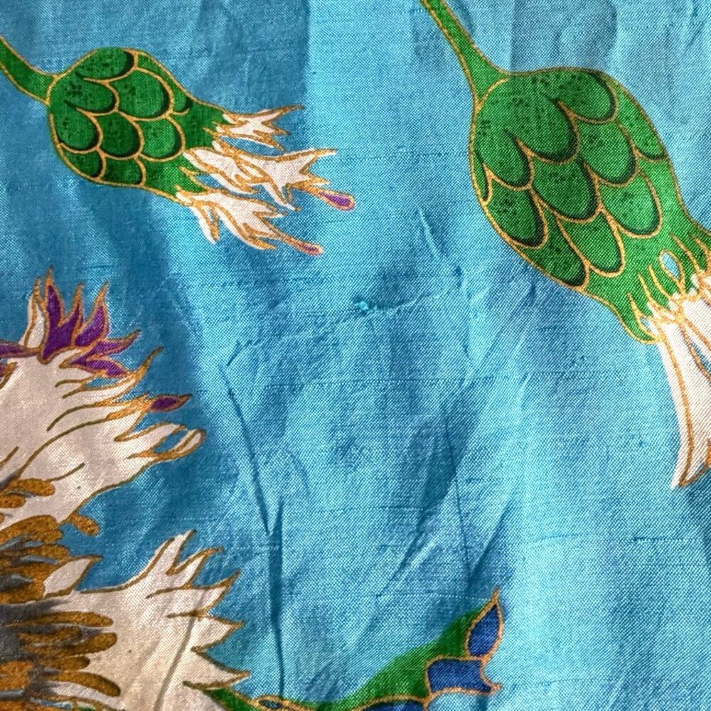Vintage 100% Thai silk blue floral scarf made in Thailand 35.5”x34” - Picture 8 of 10